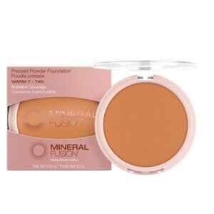 NEW MINERAL FUSION Pressed Powder Mineral Foundation Warm 7 - Tan MSRP $33
